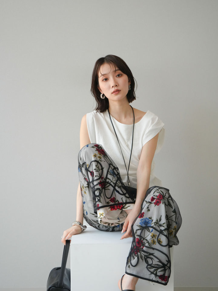 [SET] 側扭法式上衣+植物圖案休閒褲+繩繡薄紗疊穿褲（3件套裝）