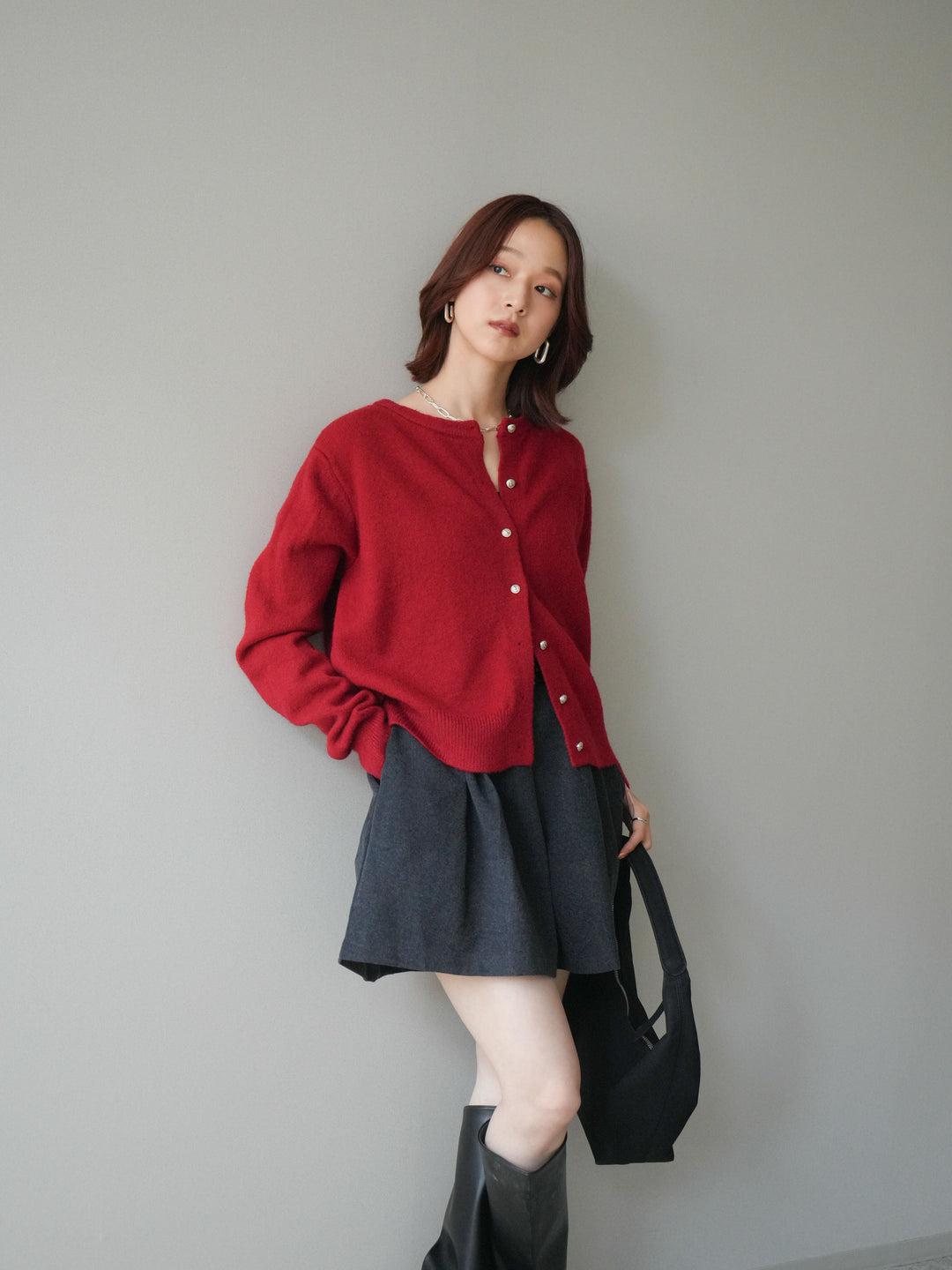 [SET]アンティークボタンニットカーディガン+ベルト付きタックミニスカート(2set)