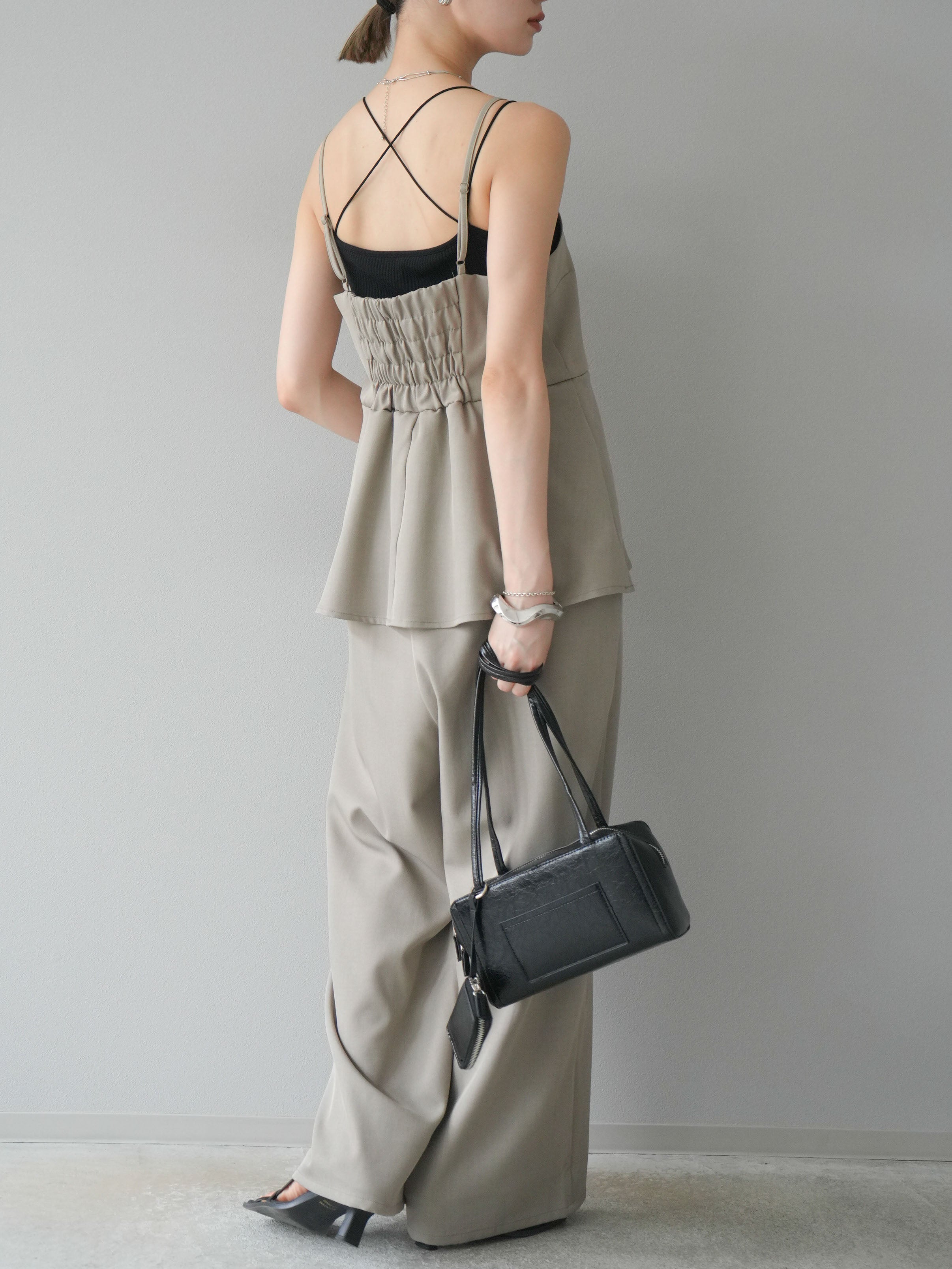 LOOKME カラーリキッド　Khaki LCL06   60個 予約]リネンタッチレイヤードキャミオールインワン/グレージュ