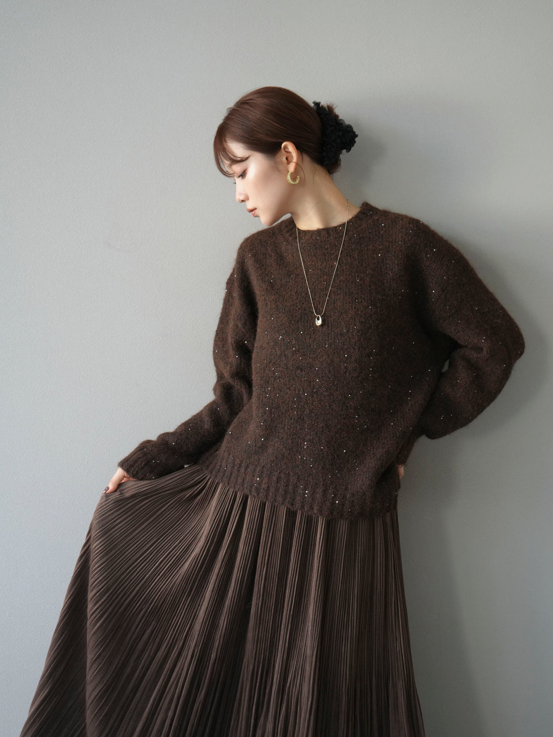 [予約]スパンコールニットプルオーバー/ブラウン