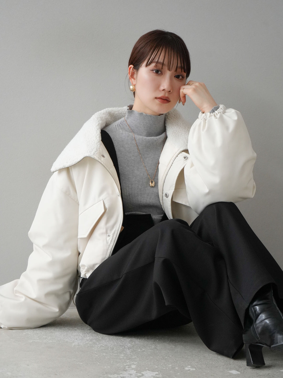 [預訂] 纖維羽絨領圍巾短上衣/象牙色