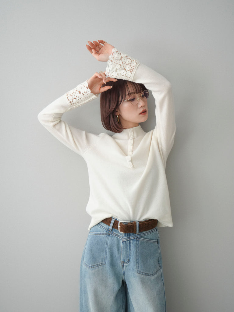 予約]袖スカラップレースフロントボタンウールニットトップス/white