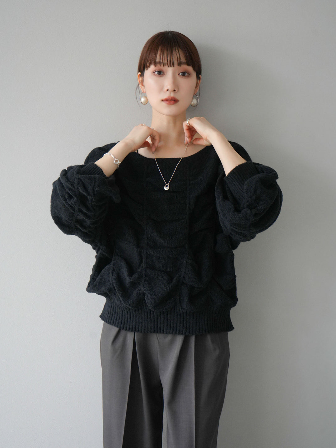 [予約]バックオープンシャーリングニットプルオーバー/ブラック