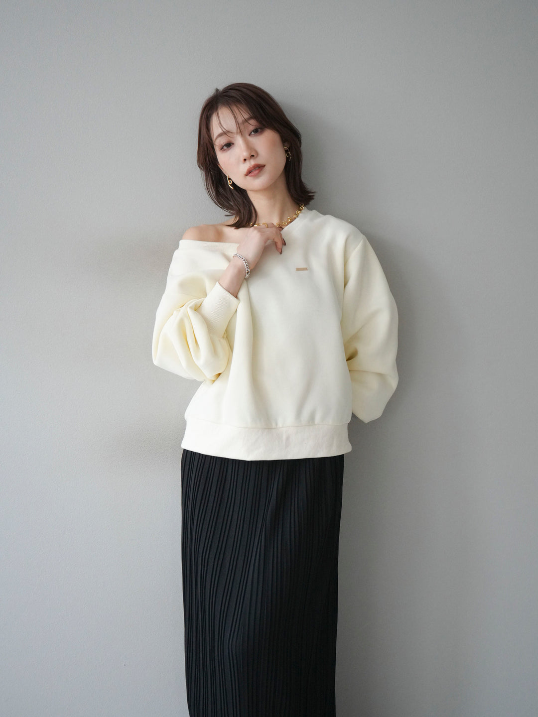 [予約]プレート付裏起毛ワンショルプルオーバー/ivory