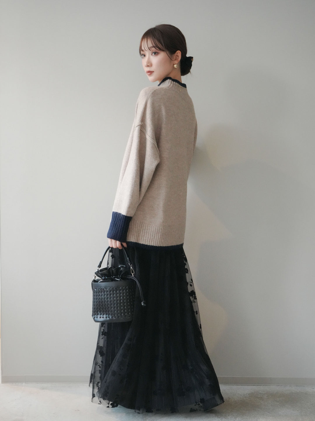[SET]配色ハイネックニットプルオーバー+フラワーフロッキーチュールプリーツスカート(2set)