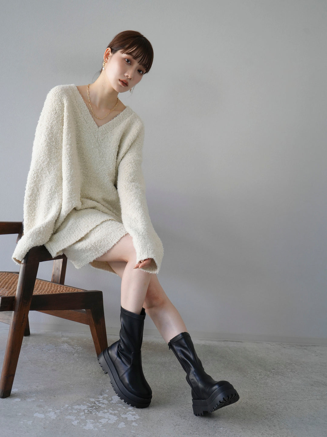 [SET] 橢圓針織衫 & 迷你裙 SET UP