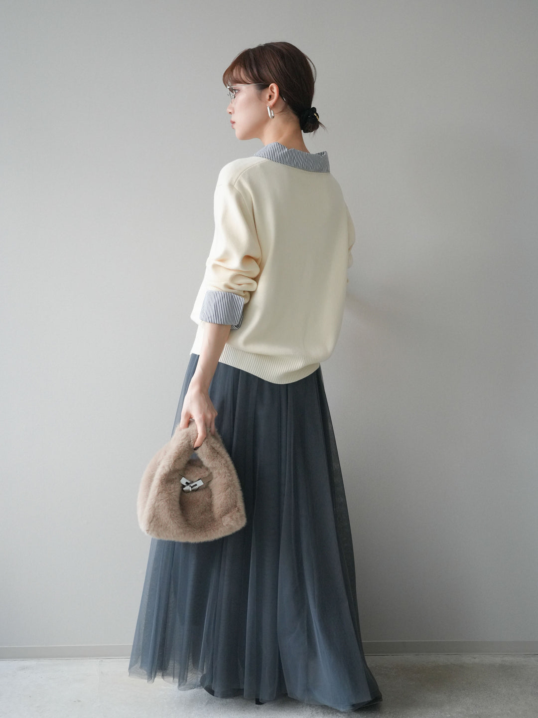 [SET]シャツドッキングデザイン裾ボタンニットプルオーバー+チュールボリュームスカート(2set)