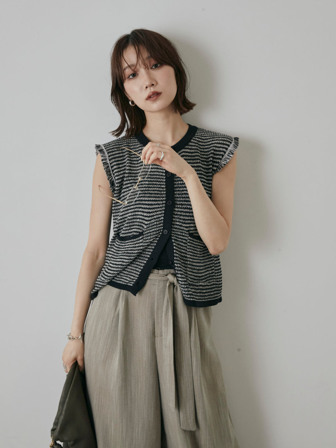 [予約]ボーダー袖フリンジニットベスト/ブラック