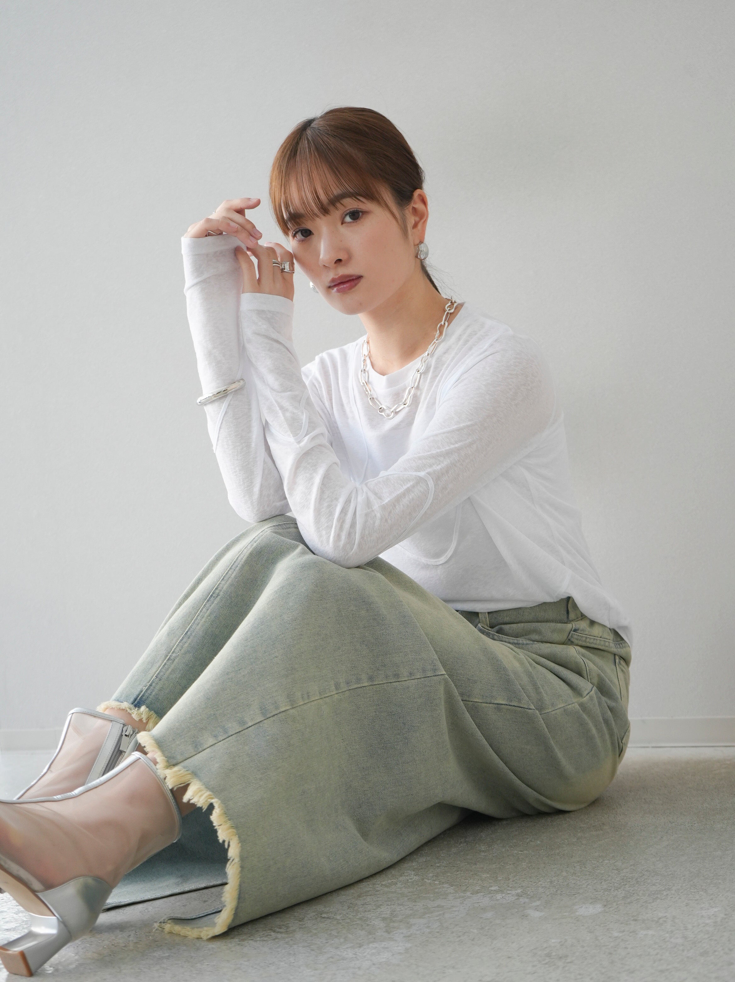 予約]コード刺繍シアーロンT /オフ – Lumier