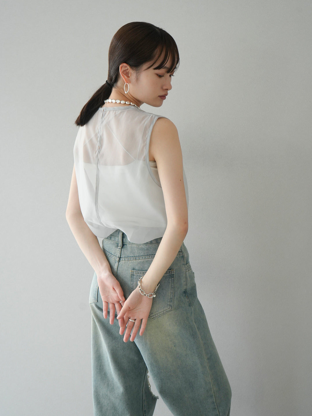 [SET] Organdy sleeveless top + belt asymmetrical damaged denim (2set)