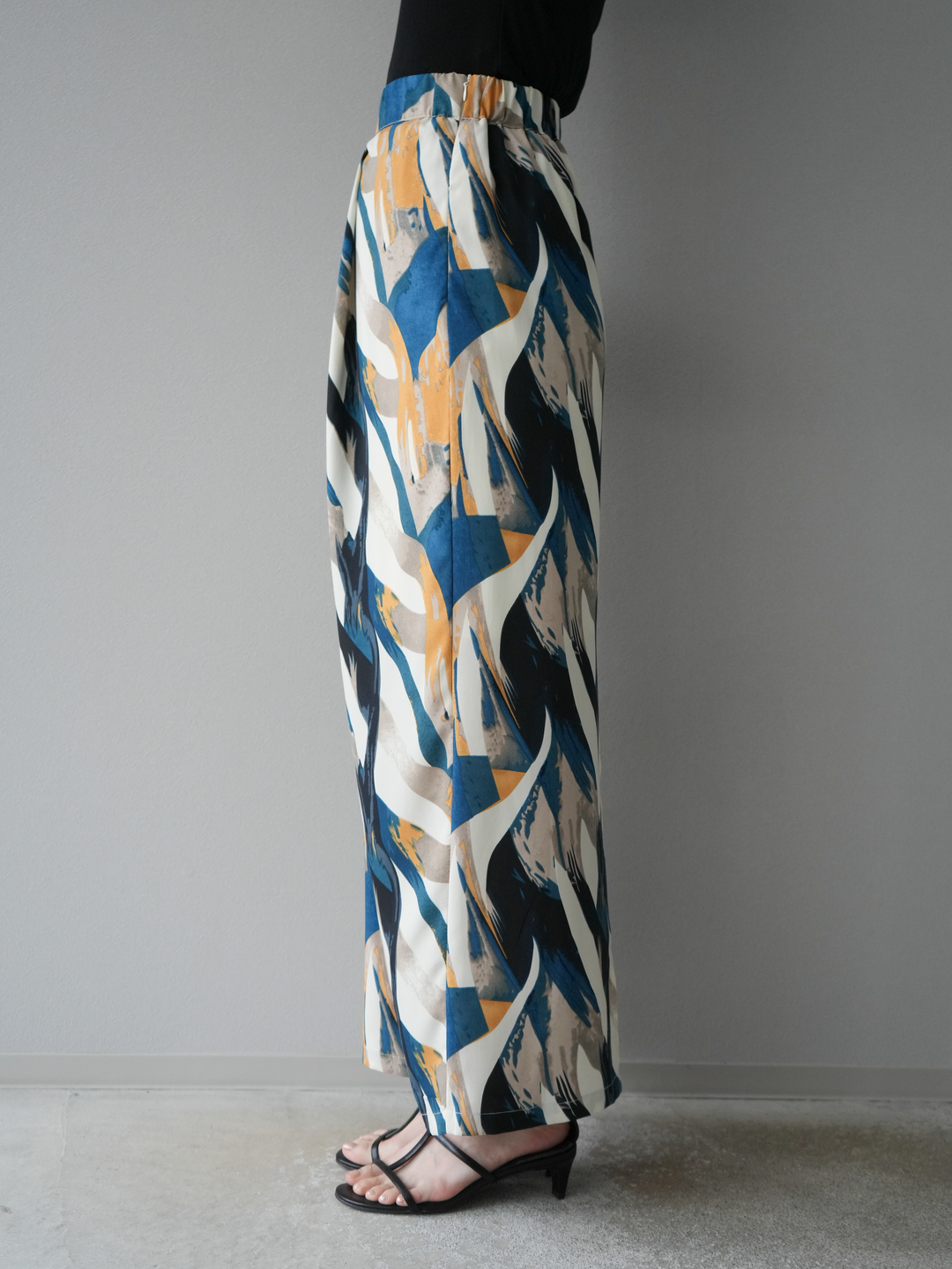 [預購] 度假風印花褶襉I字裙/藍色