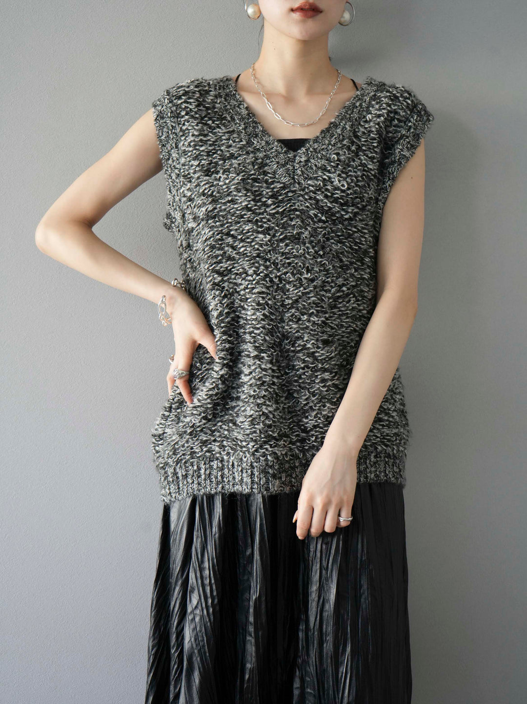 [預訂] 毛圈針織背心/黑