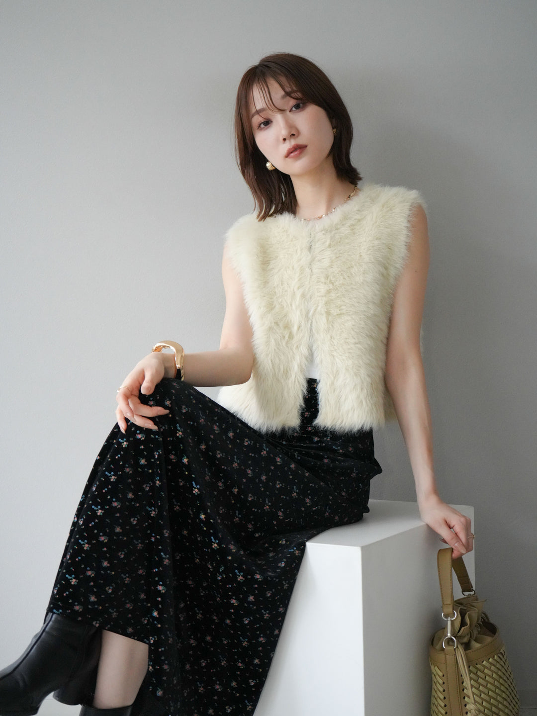 [予約]ミンクライク前後2WAYショートジレ/アイボリー