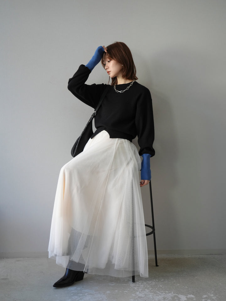 [予約]袖配色フロントスリットニットプルオーバー/ブラック