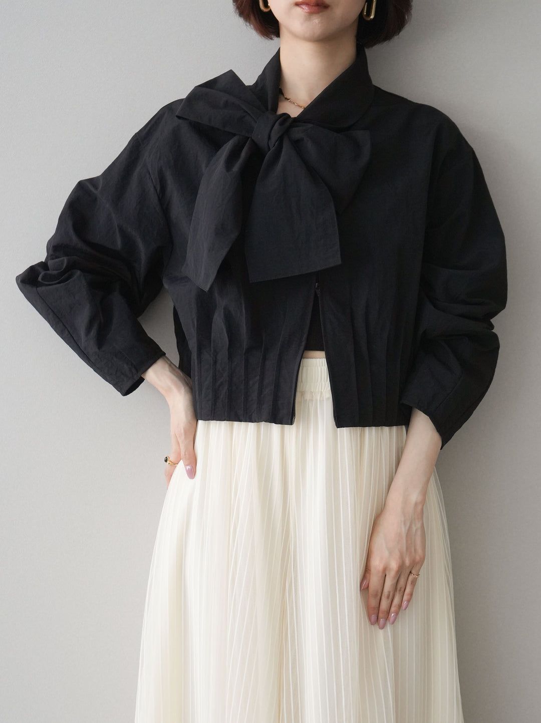 [SET]ボウタイ裾プリーツライトジャケット+ストライプチュールボリュームバギーパンツ(2set)