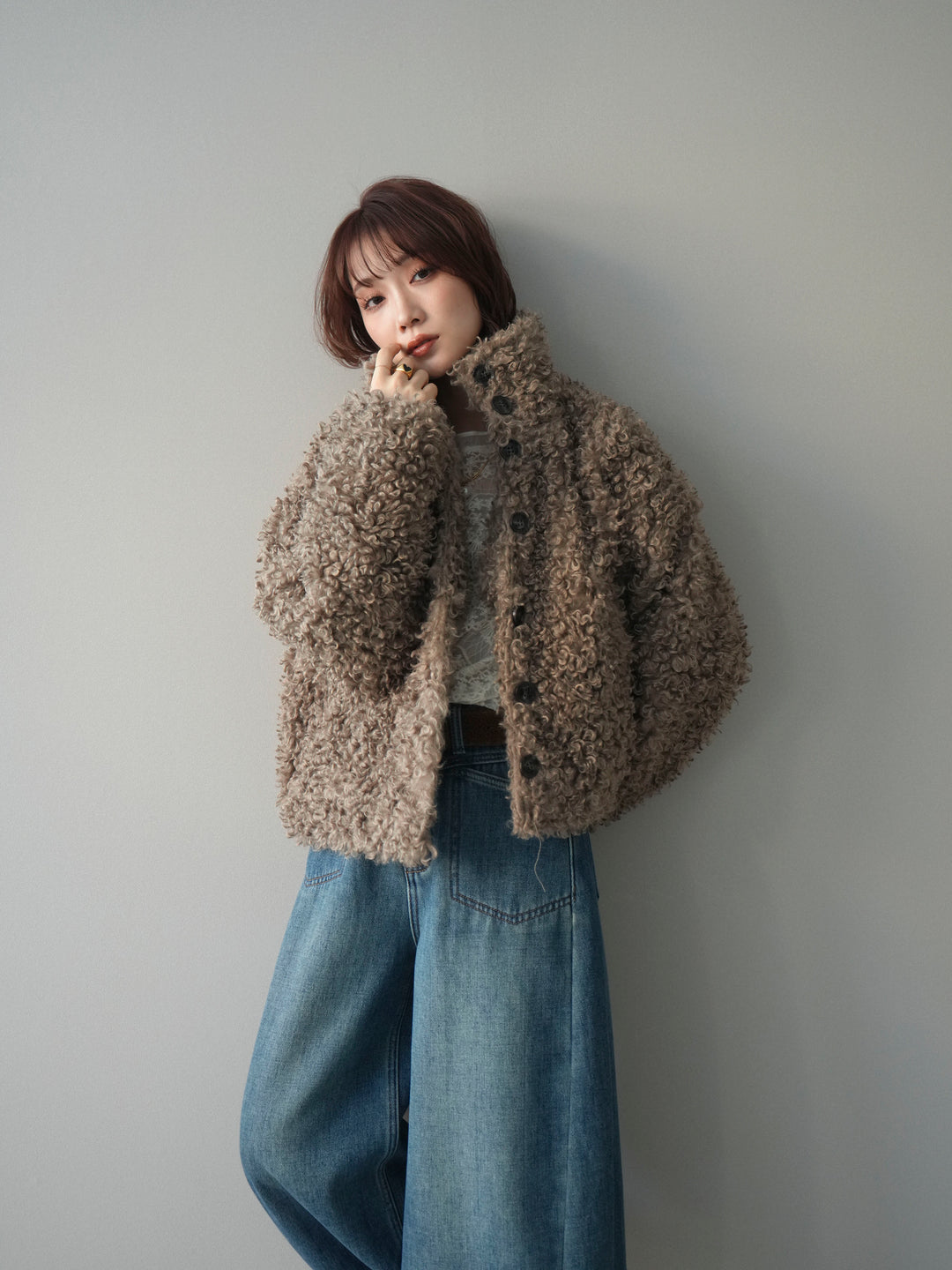 [SET]プードルファーミドルスタンドブルゾン+チュールレーストップス+ベルト付裏起毛カーブデニムパンツ(3set)