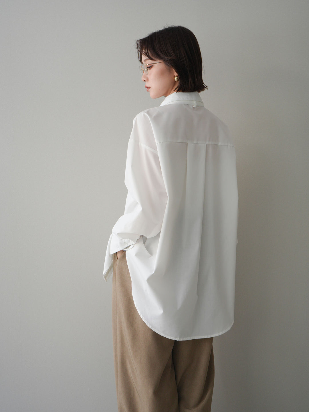 [予約]ボウタイ付オーバーシャツ/white