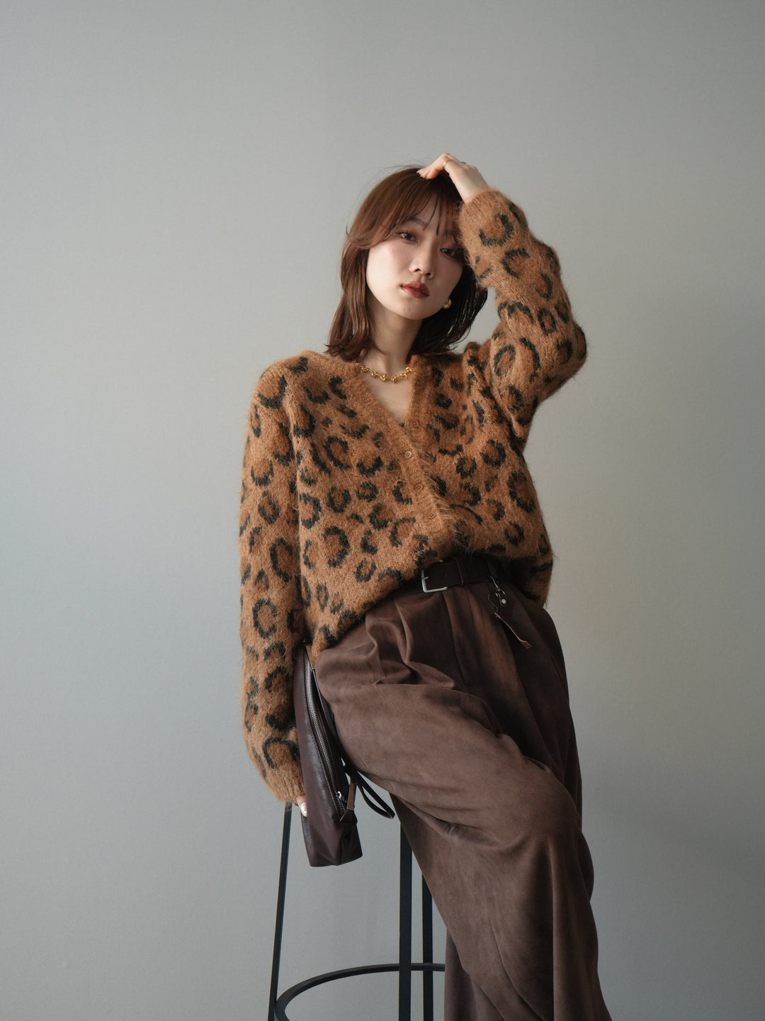 [SET]モヘアタッチレオパード柄ニットカーディガン+モチーフベルト付スエードタックワイドパンツ(2set)