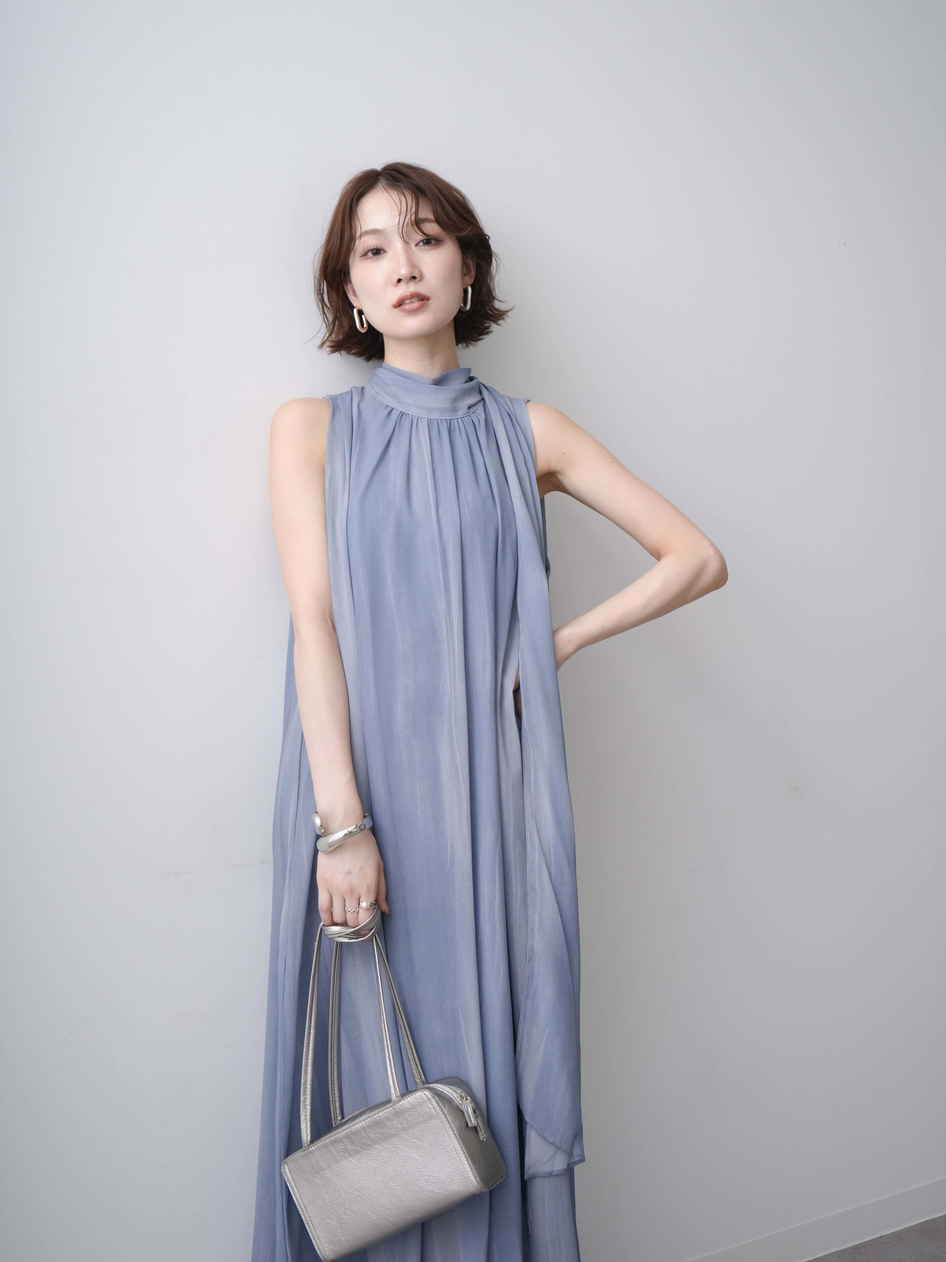 ノースリーブワンピース　エスサイズ blumarine 予約]ニュアンスストライプバックリボンノースリワンピース/blue – Lumier