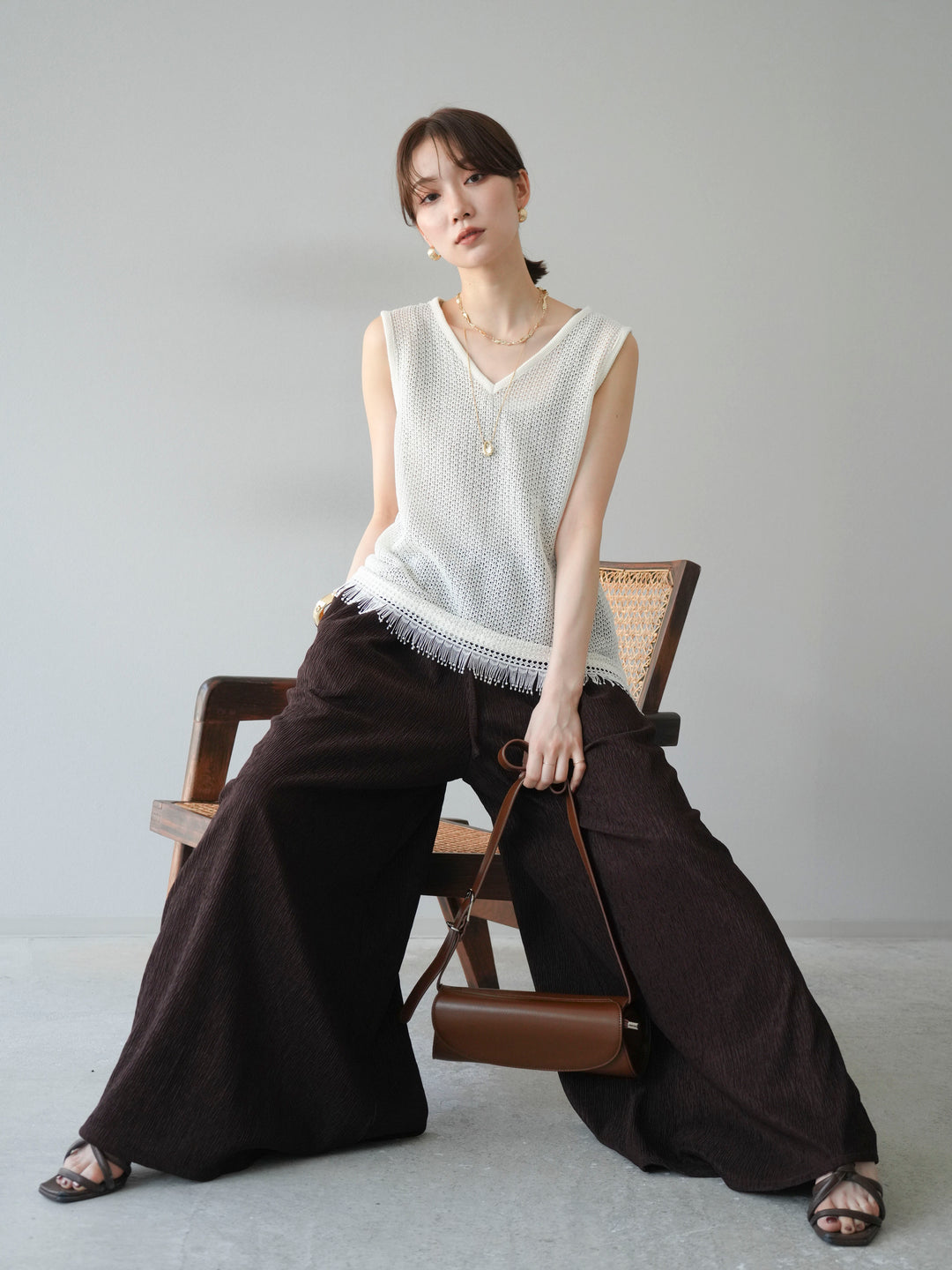 [予約]裾フリンジVネックニットタンクトップアンサンブル/オフ