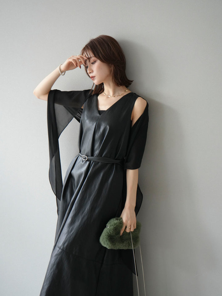 [予約]レザーAラインワンピース/ブラック