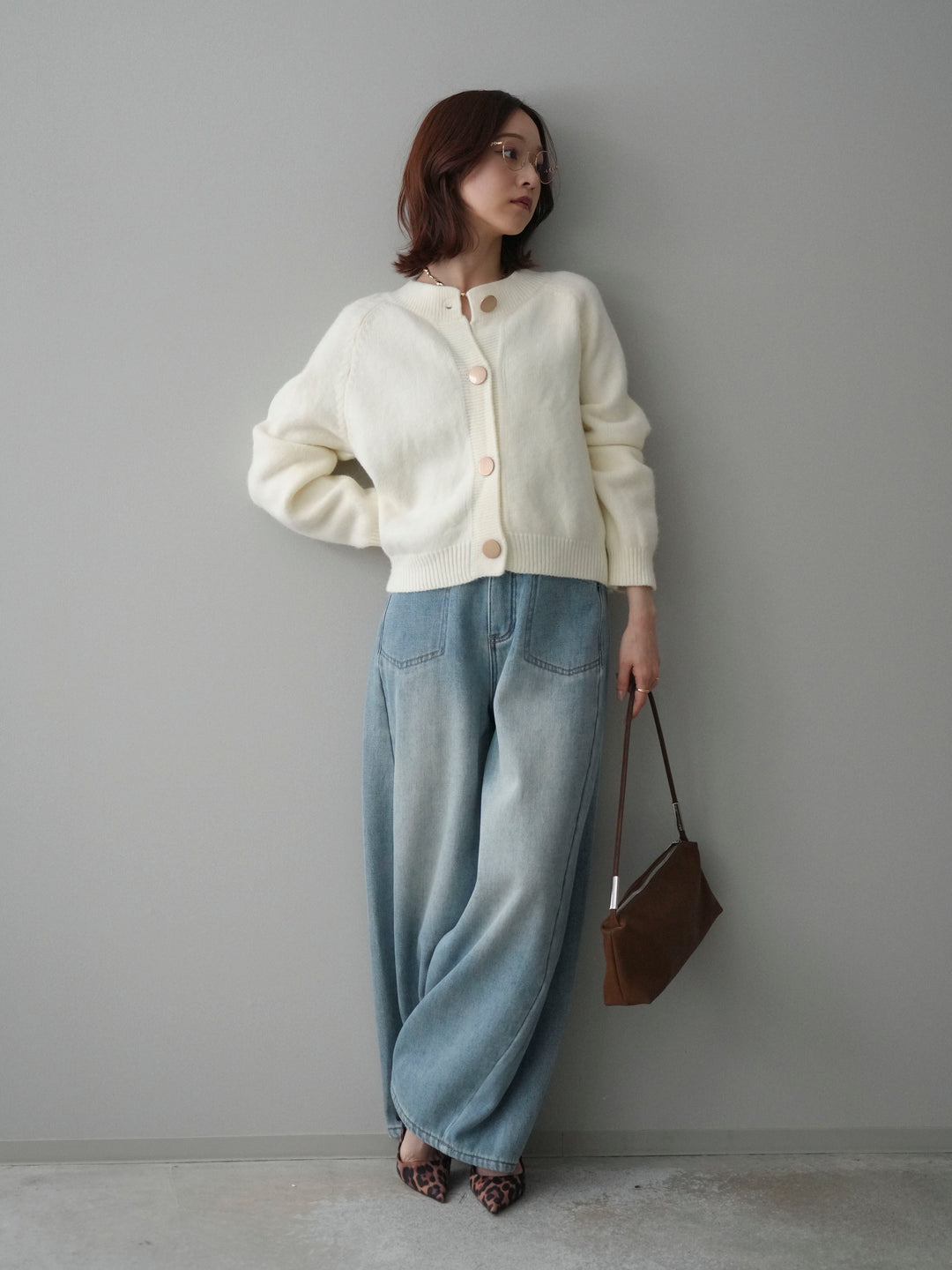 [SET]BIGボタンニットカーディガン+ベルト付裏起毛カーブデニムパンツ(2set)