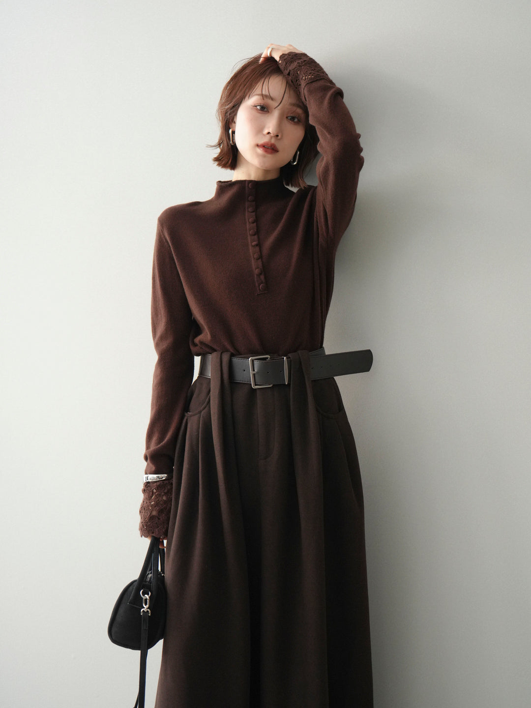 [予約]袖スカラップレースフロントボタンウールニットトップス/brown