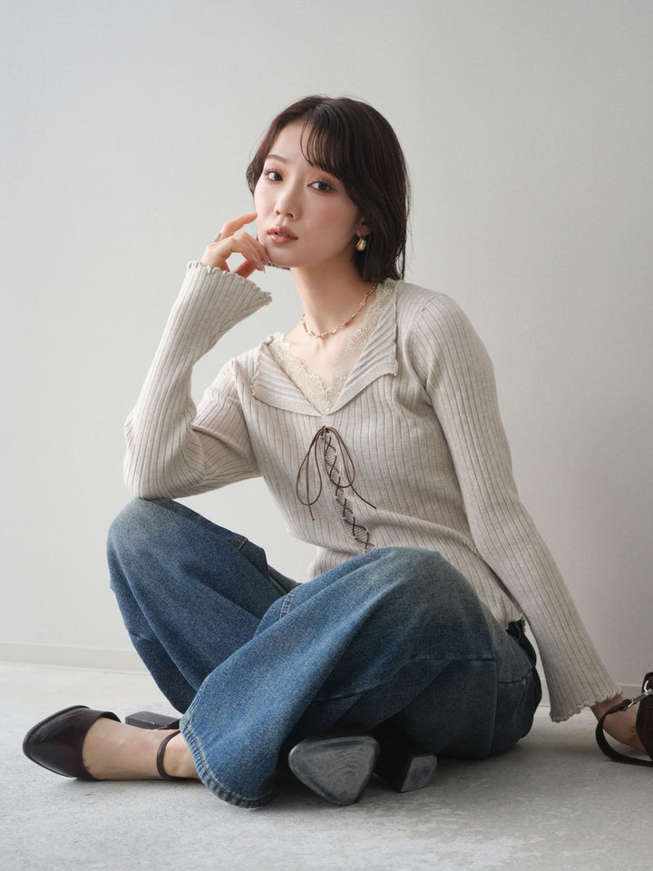 [予約]レースネックレースアップリブニットトップス/greige