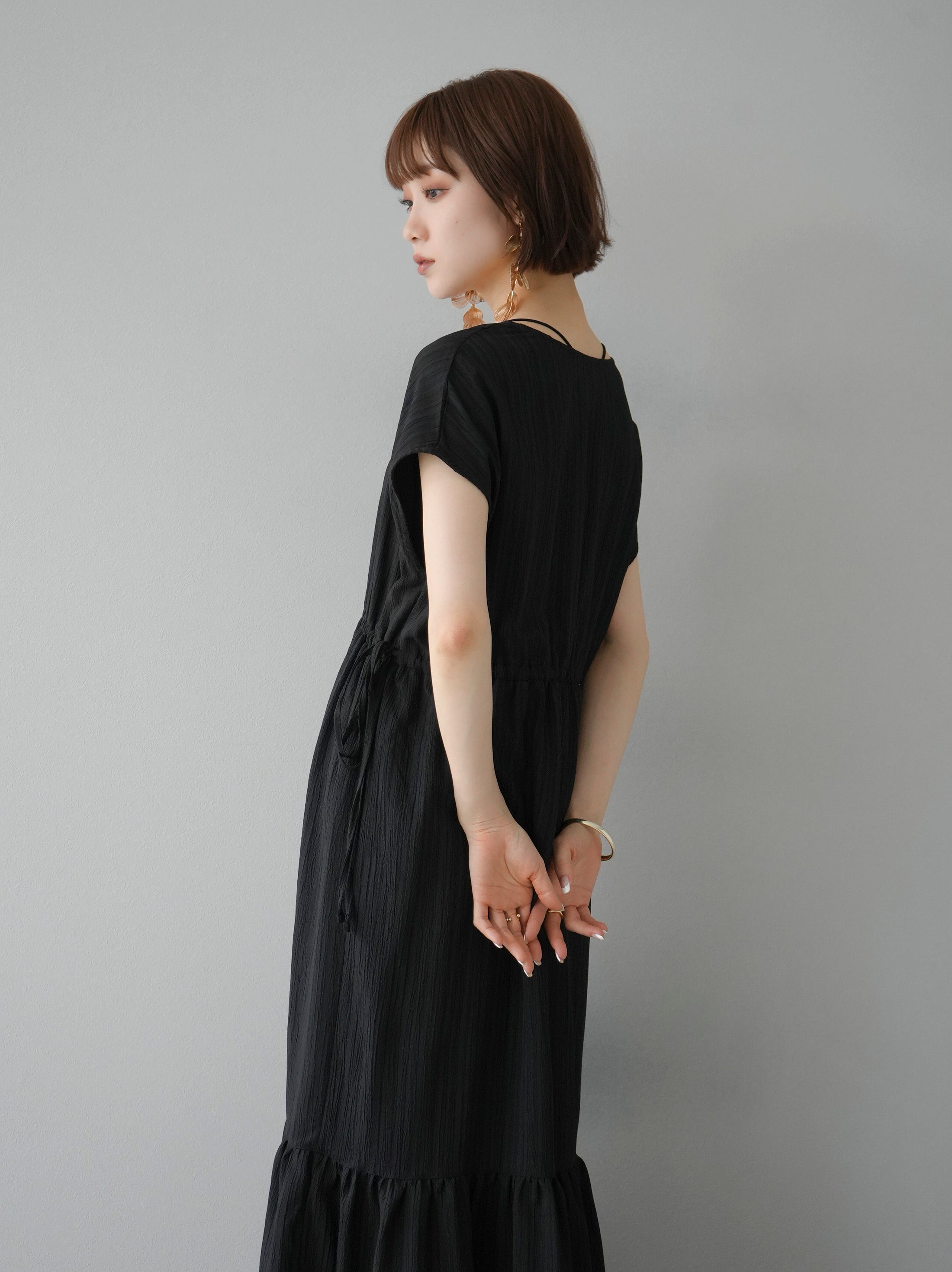 予約]楊柳クレープワンピース/ブラック – Lumier