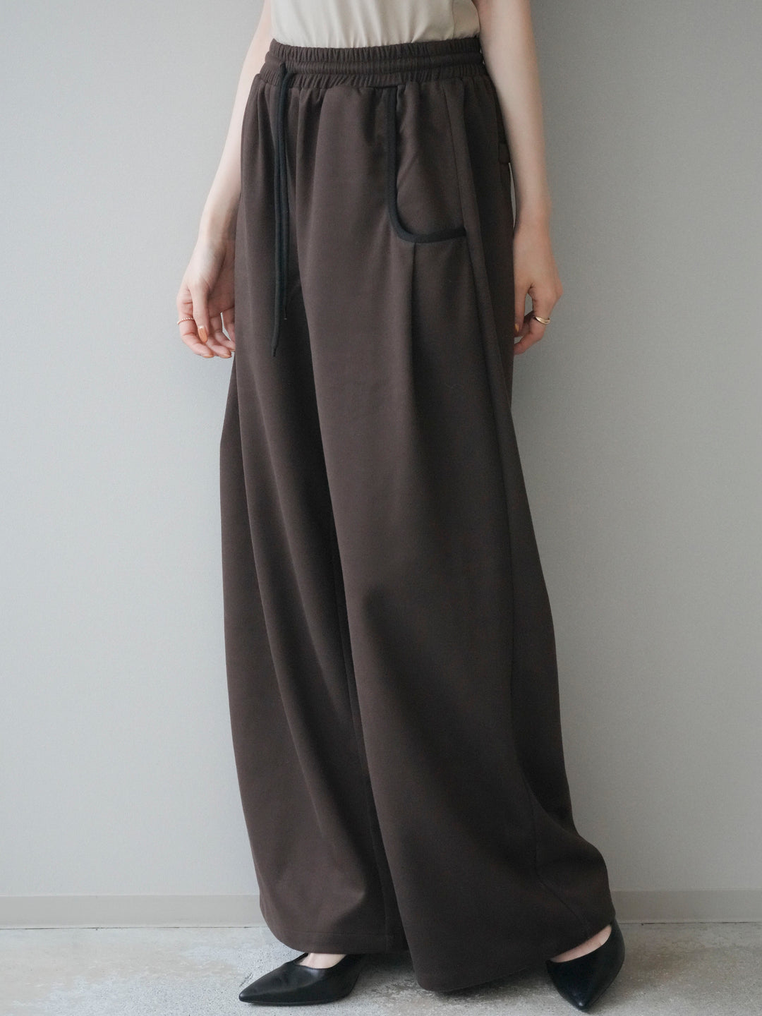 [予約]配色パイピングイージーパンツ/brown