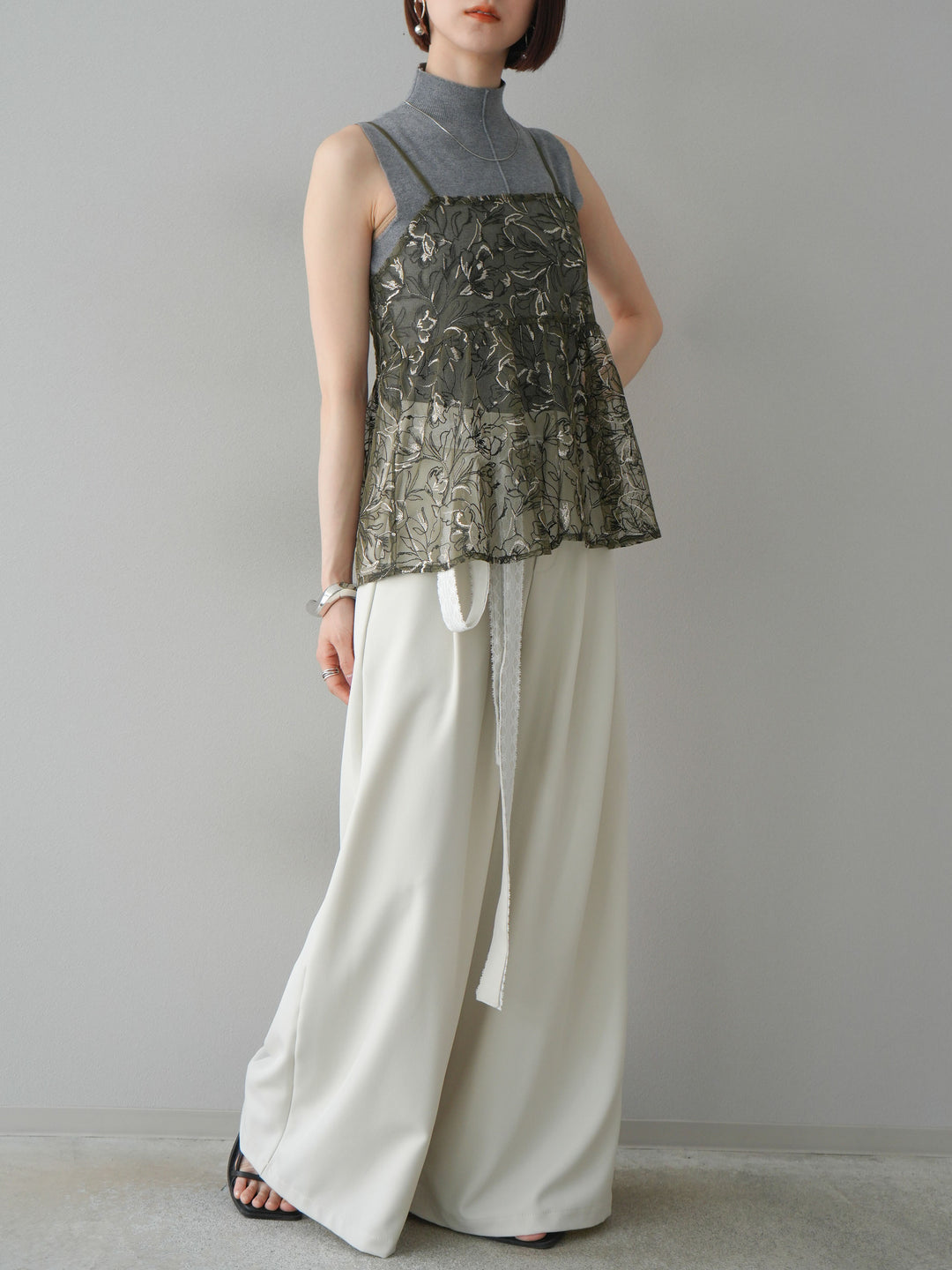 【預購】蕾絲腰帶設計寬褲/象牙白