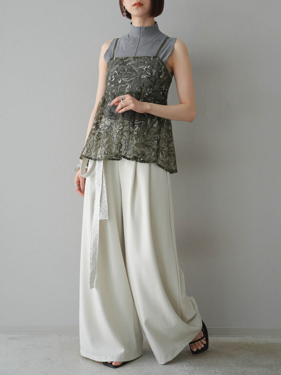 【預購】蕾絲腰帶設計寬褲/象牙白