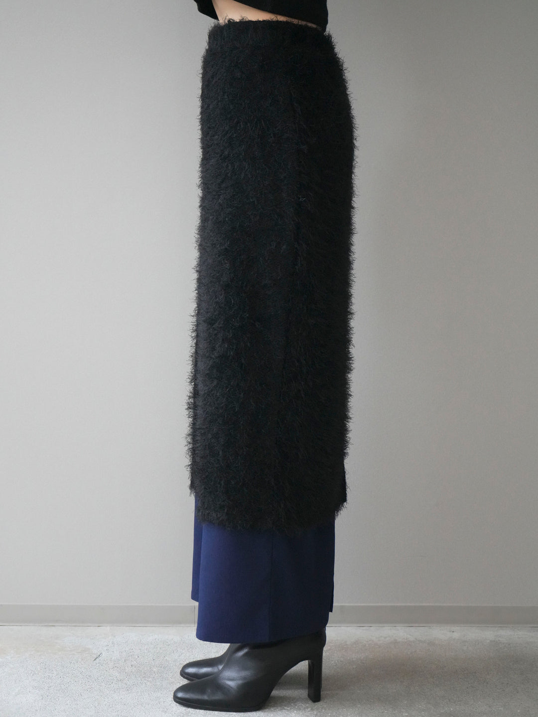 [予約]異素材バイカラーレイヤードシャギーニットスカート/black