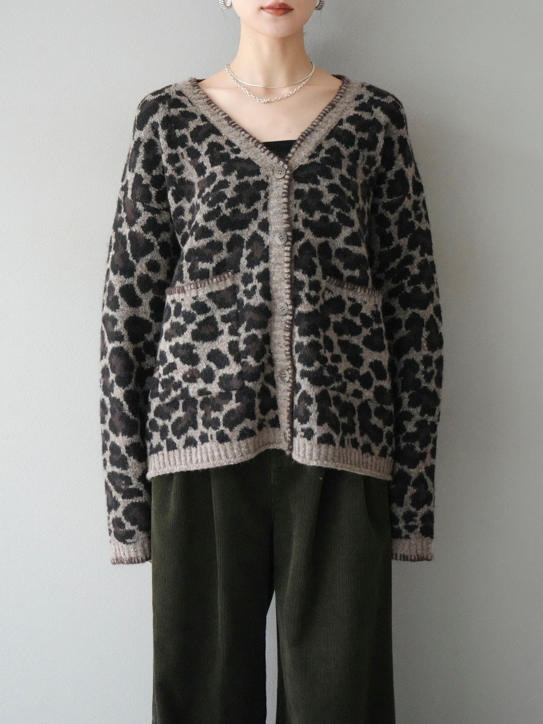 [予約]アニマル柄ステッチニットカーディガン/brown