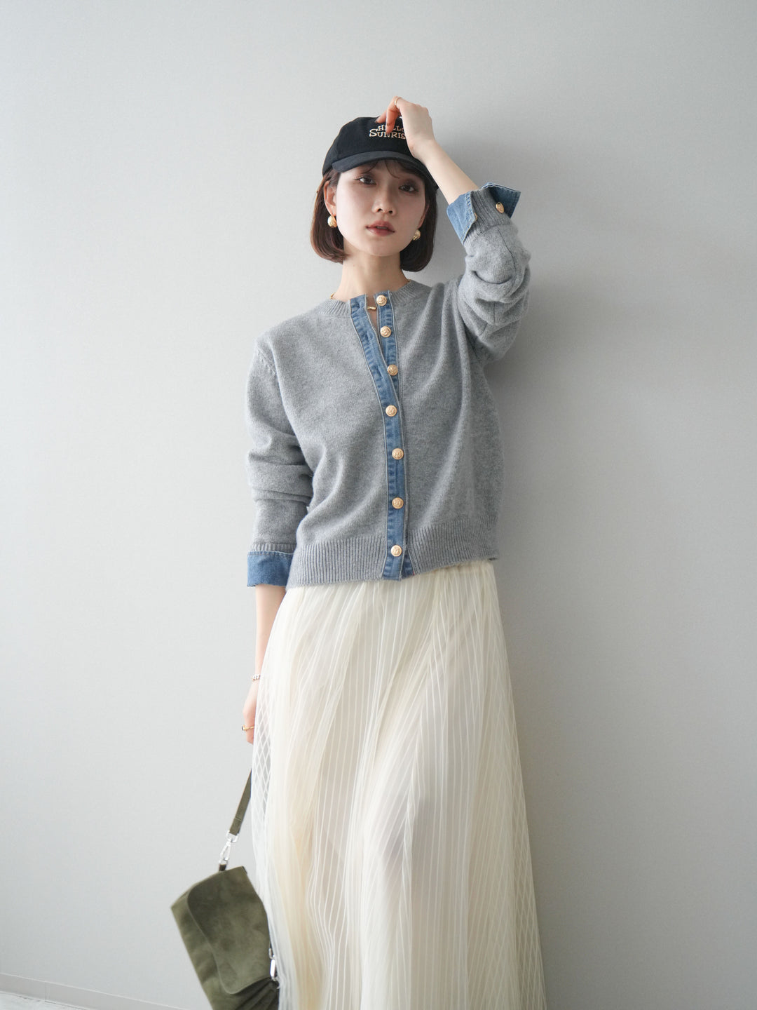 [SET]クルーネックデニムドッキングニットカーディガン+選べるアクセセット(2set)