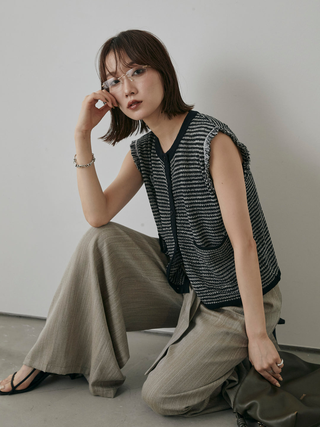 [予約]ボーダー袖フリンジニットベスト/ブラック