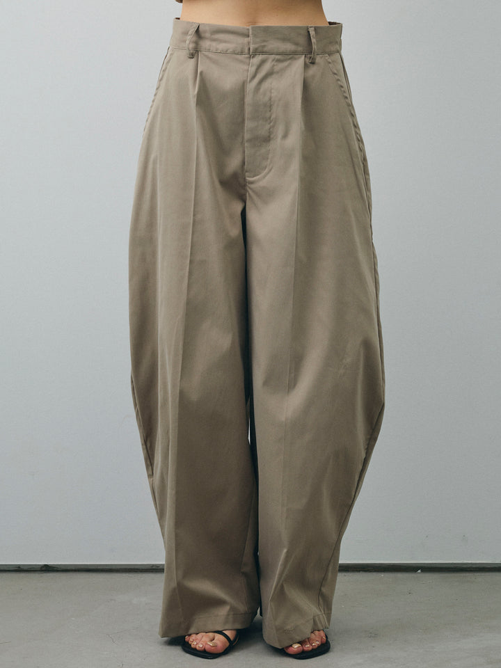 [予約]コクーンワイドチノパンツ/グレージュ