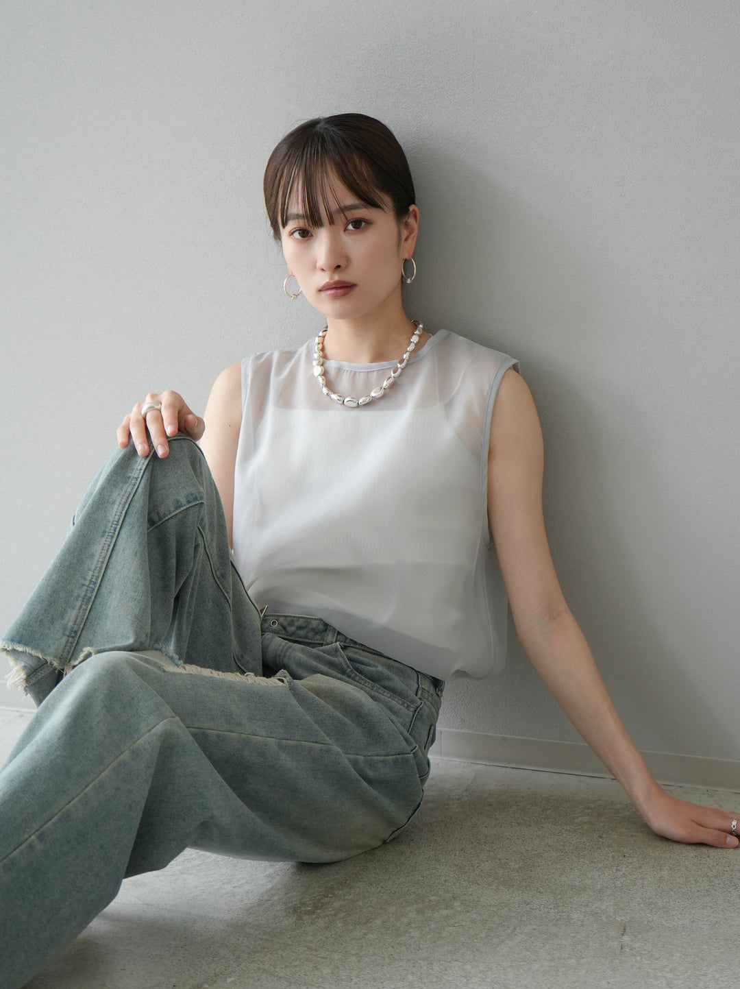 [SET] Organdy sleeveless top + belt asymmetrical damaged denim (2set)