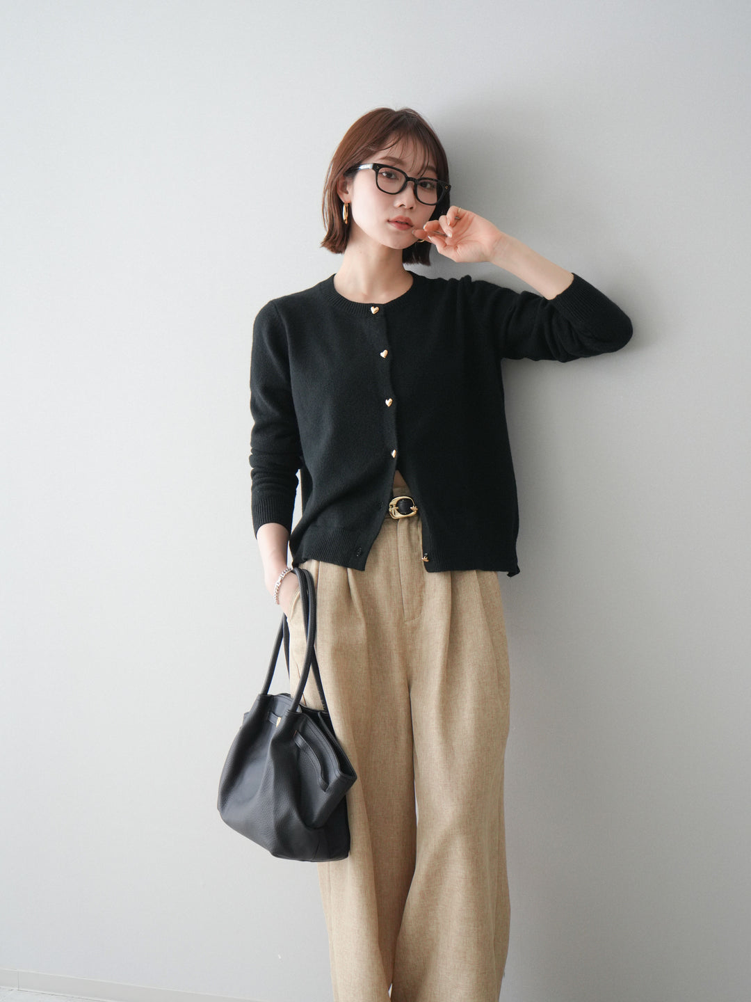 [予約]ハートボタンニットカーディガン/black
