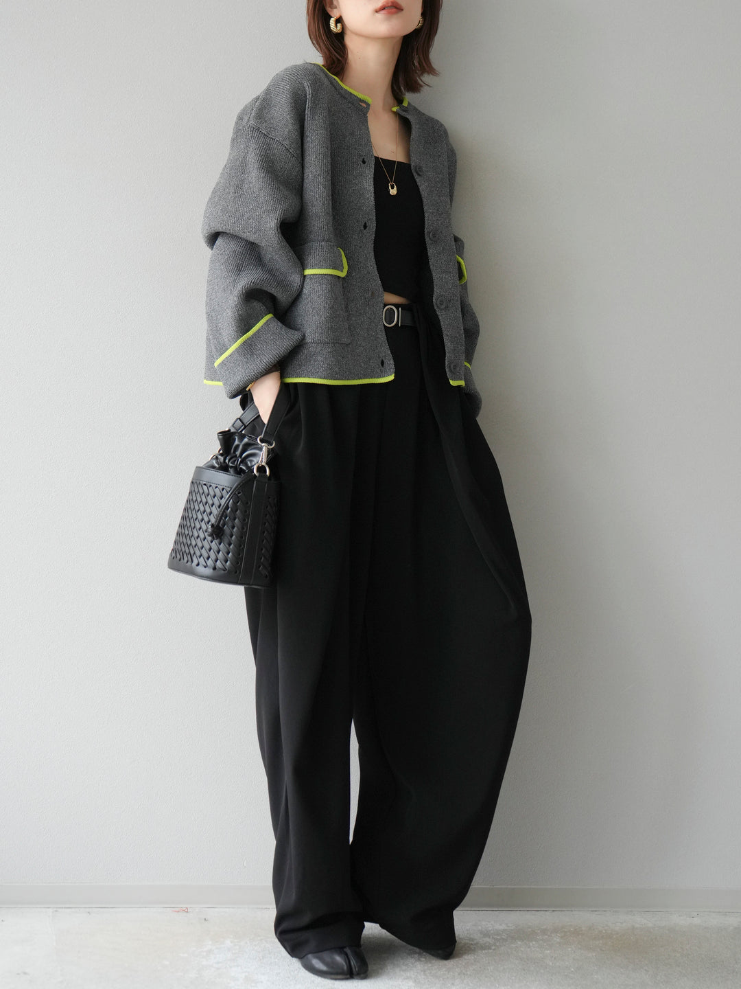 [予約]ポリエステル配色クルーネックカーディガン/チャコール