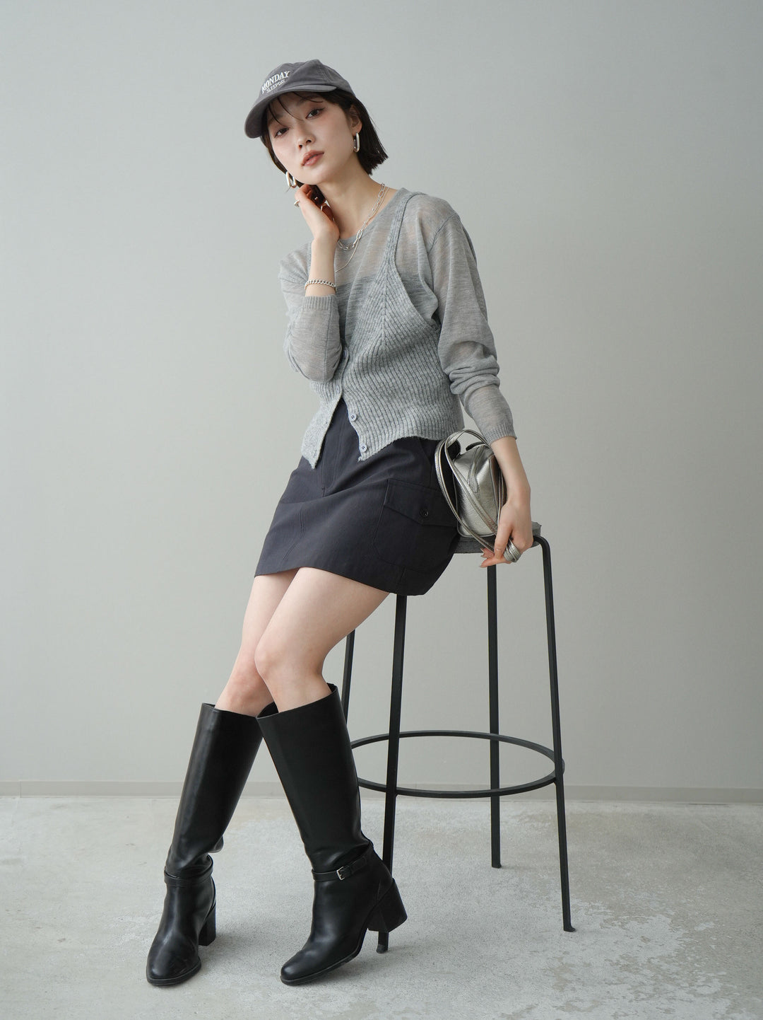 [予約]ビスチェアンサンブルシアーニット/gray