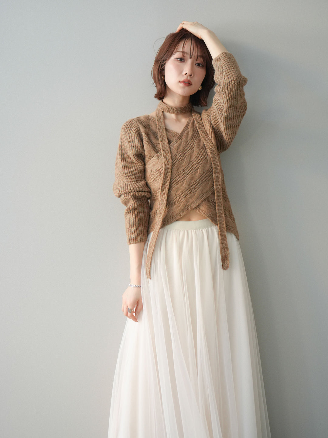 [予約]ケーブル編みクロスニットトップス/camel