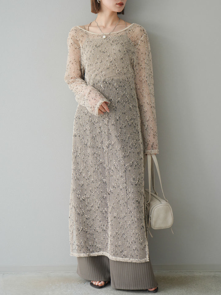 [預購] 鏤空網眼露背洋裝/象牙白