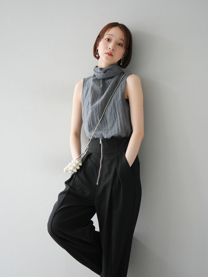 [SET] 後繫帶無袖上衣 + 拉鍊褶襉寬褲 (2 套)