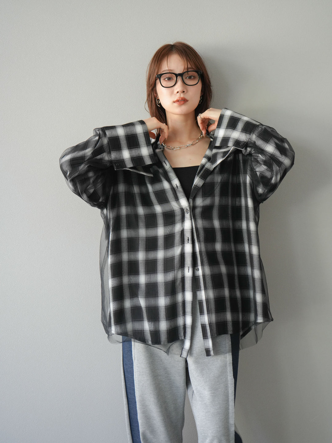 [套裝] 薄紗對接格紋寬鬆襯衫 + 牛仔布 Switch 2-Way 設計運動褲 (2 套)