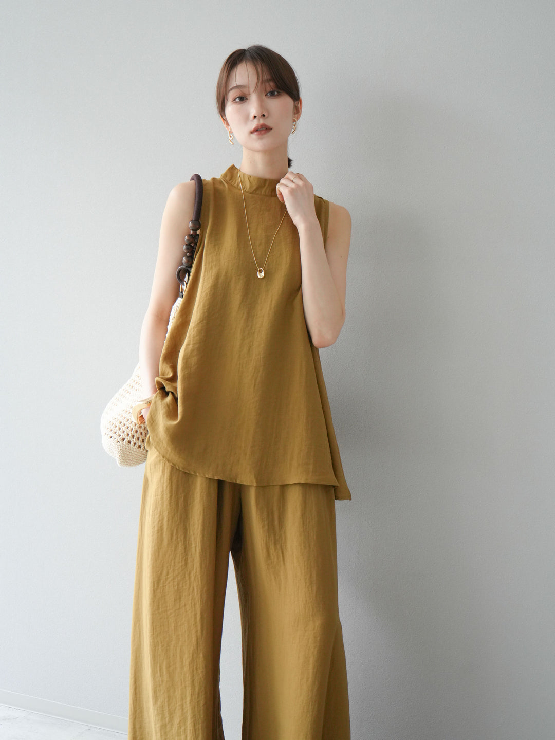 [SET]ホルターネックバックスリットブラウス＆スーパーワイドパンツSET UP(2set)