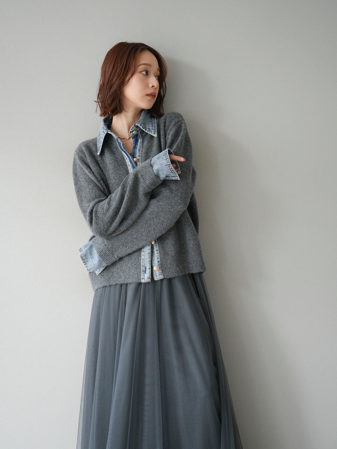 [予約]デニム襟ボタンニットカーディガン/チャコール