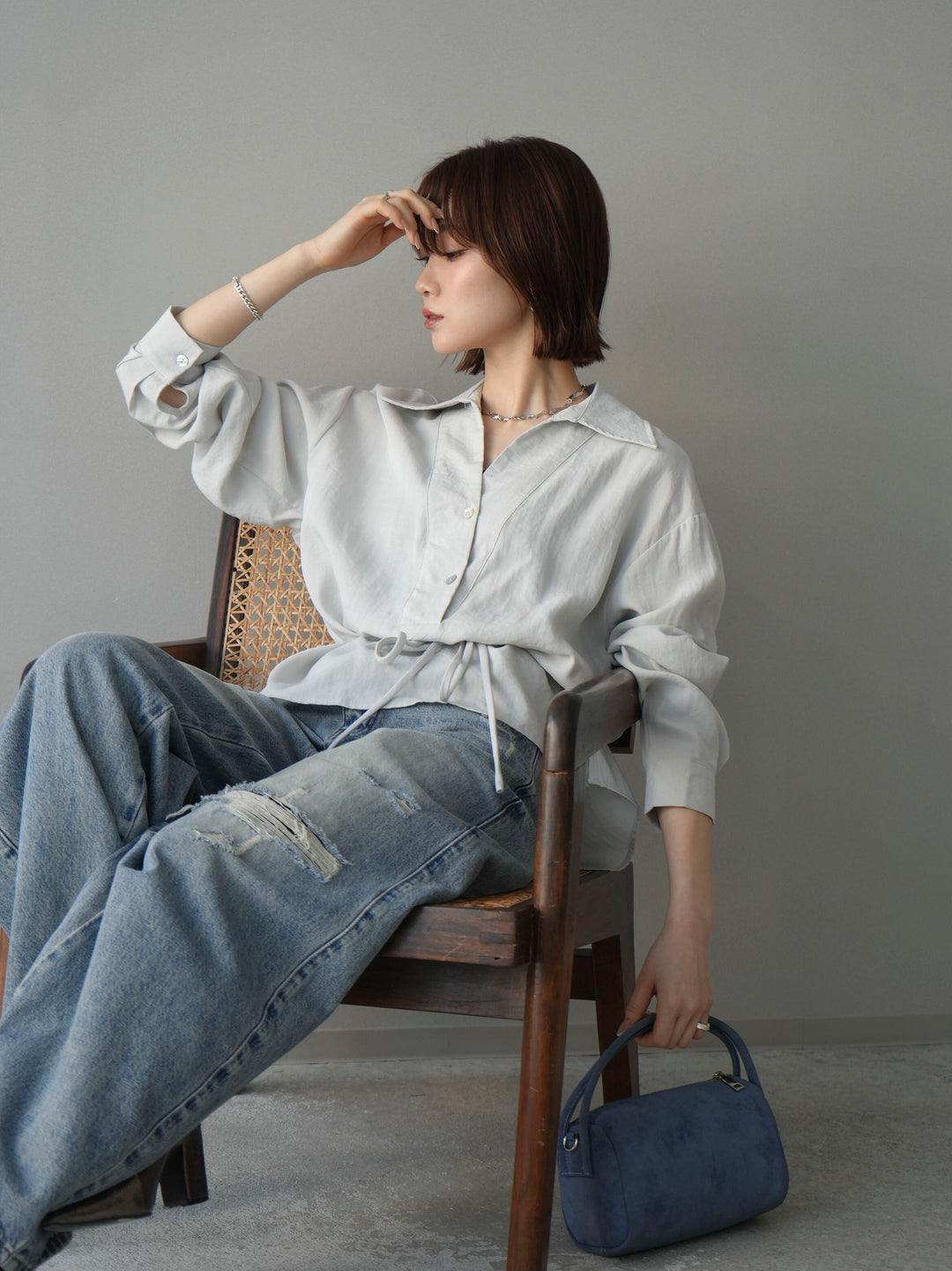 [SET]Vネック変形ラインシャツ+ダメージデニムセミワイドパンツ(2set)