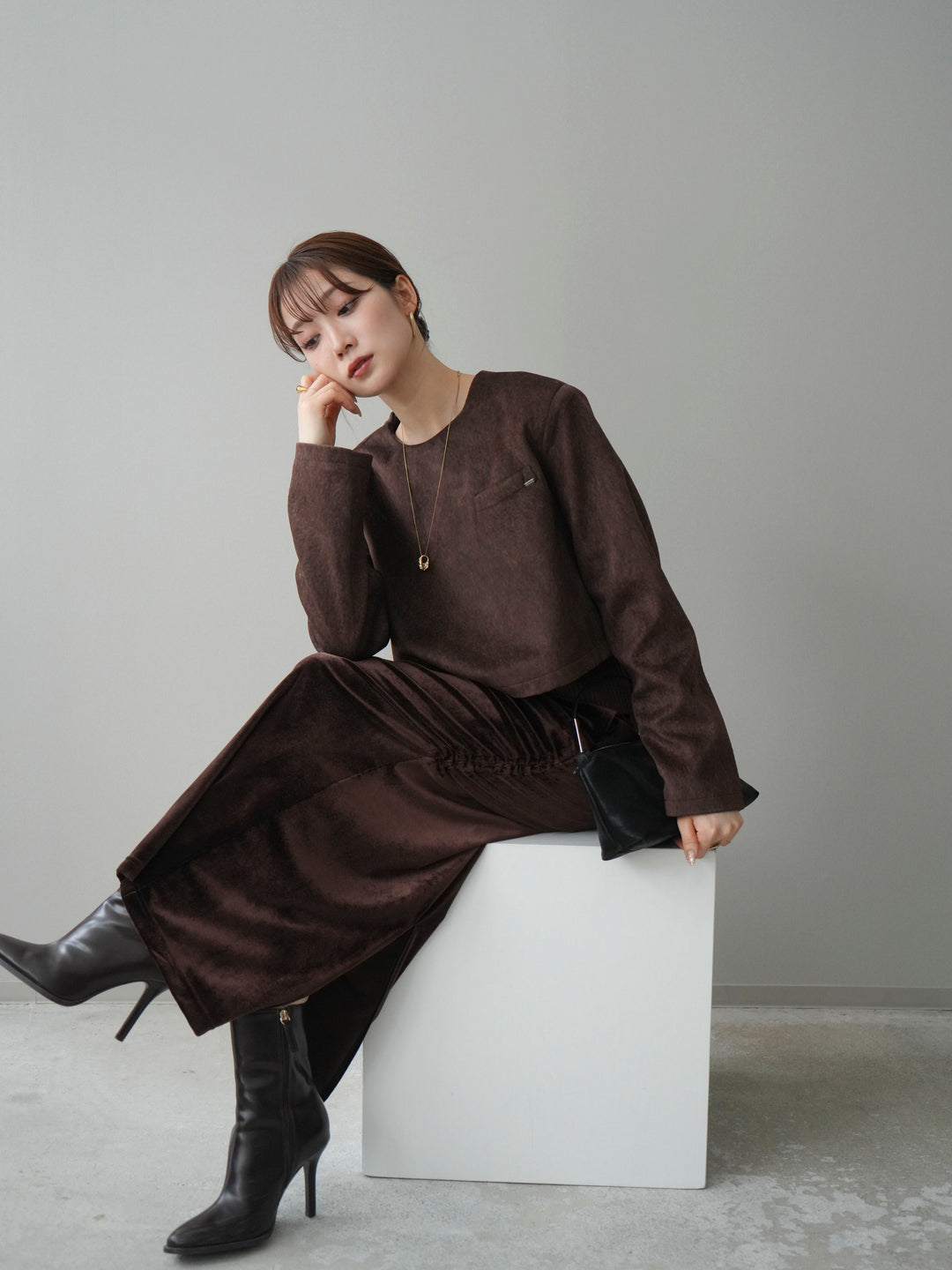 [予約]リブニットレイヤードスエードプルオーバー/brown