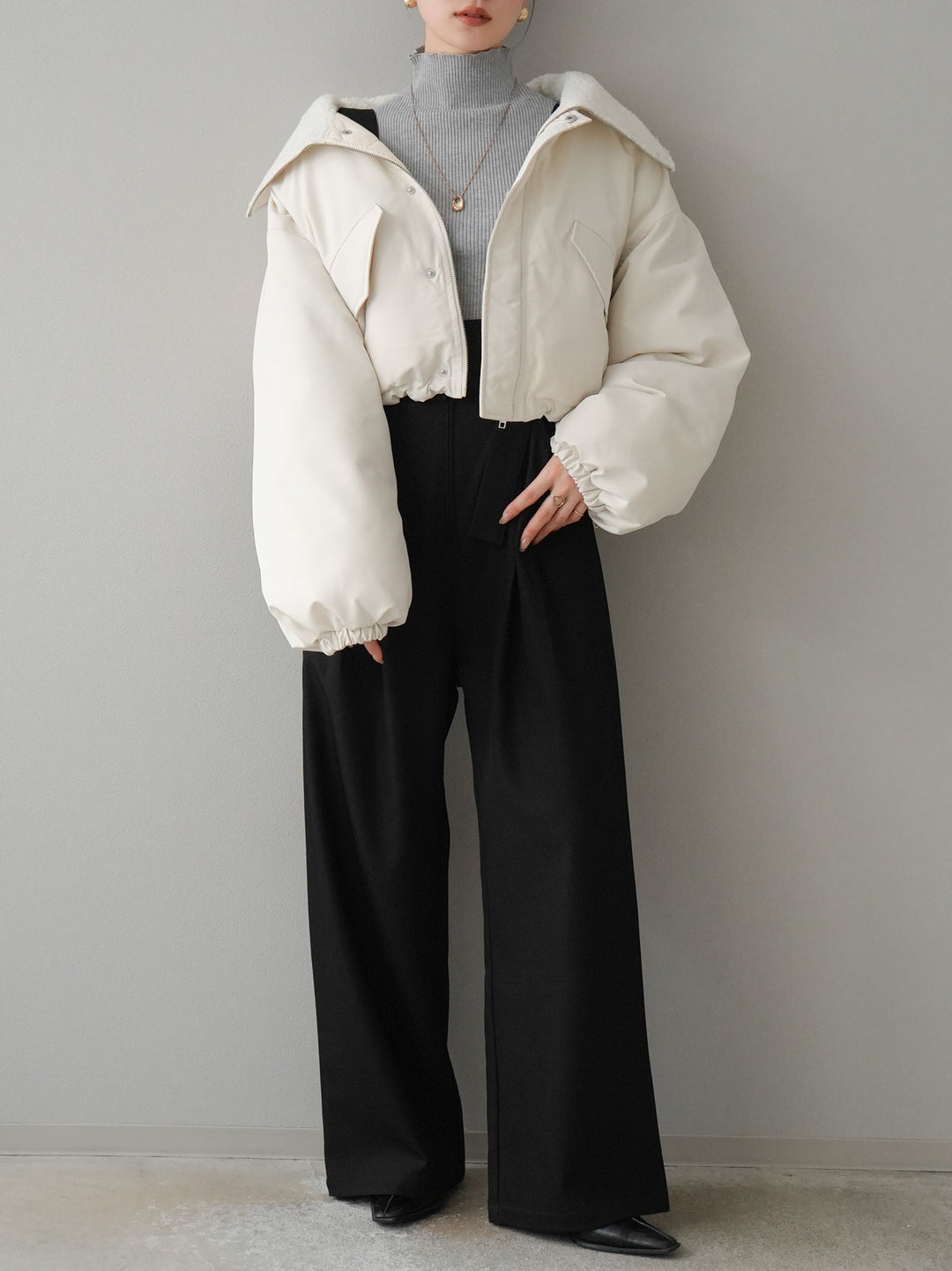 [預訂] 纖維羽絨領圍巾短上衣/象牙色